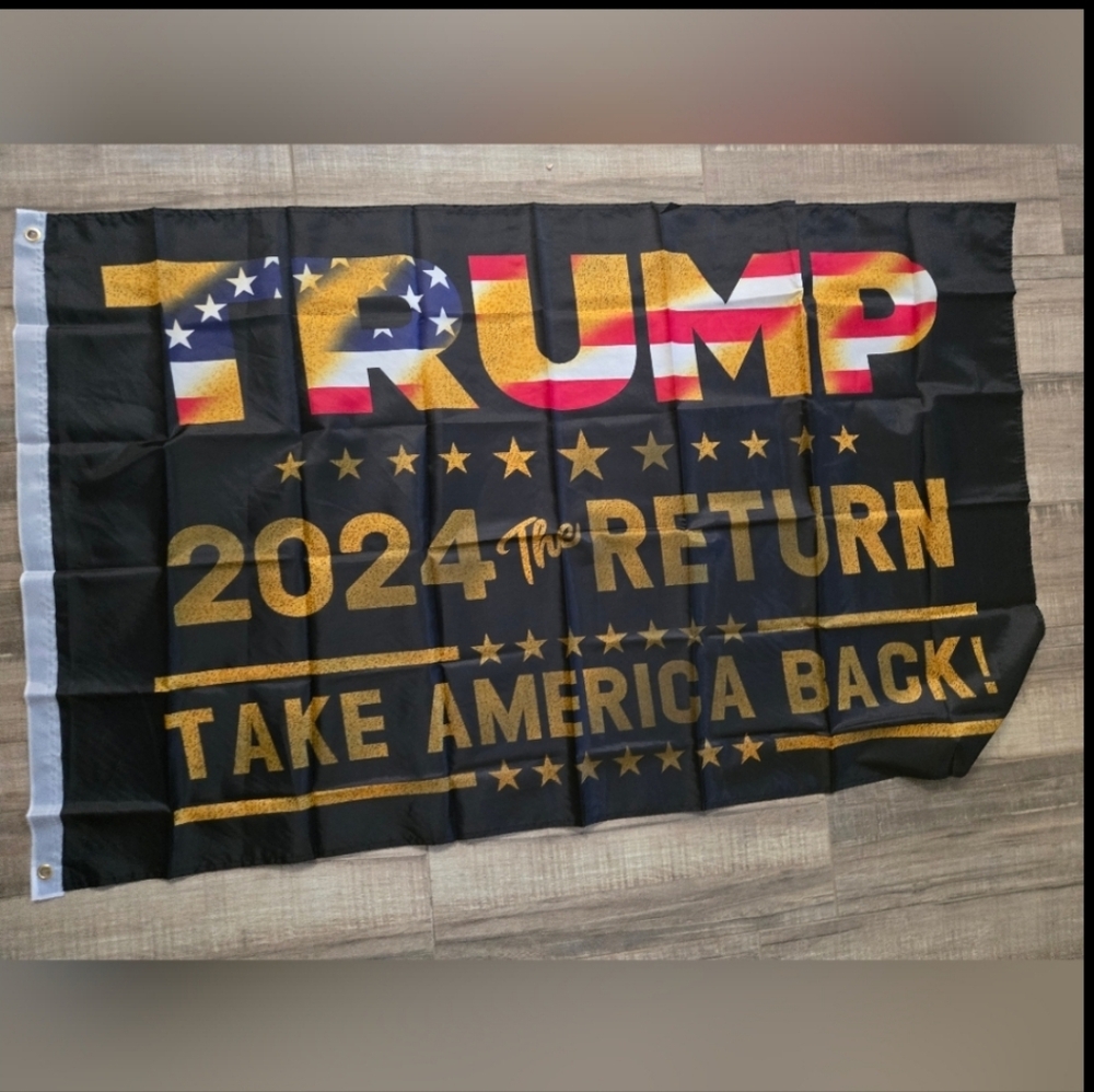 TRUMP FLAG